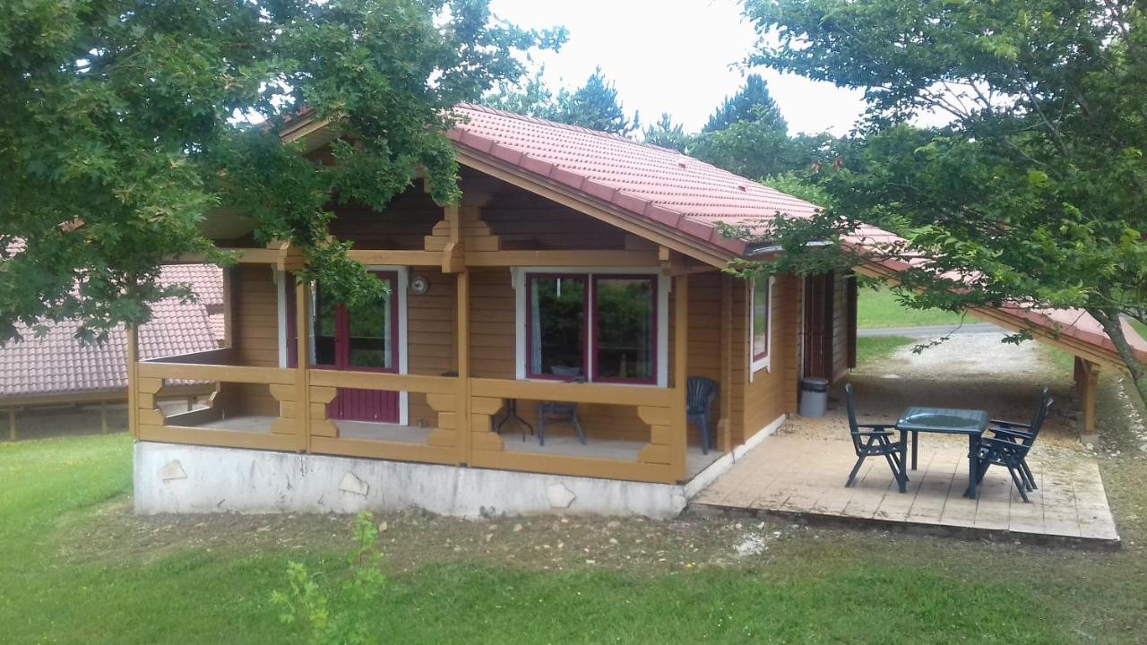 Chalets du Soleil Mauroux  Exterior foto