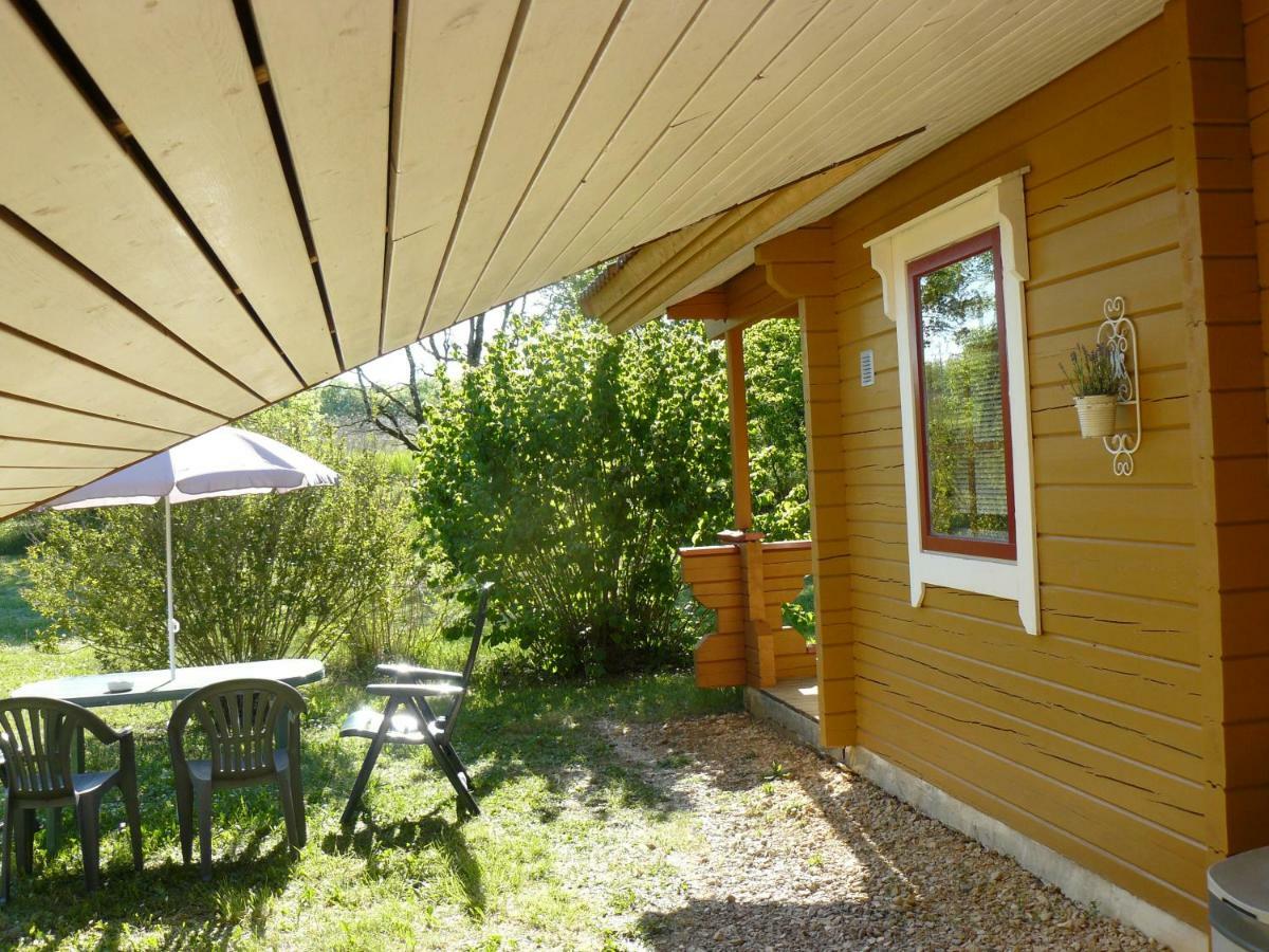 Chalets du Soleil Mauroux  Exterior foto